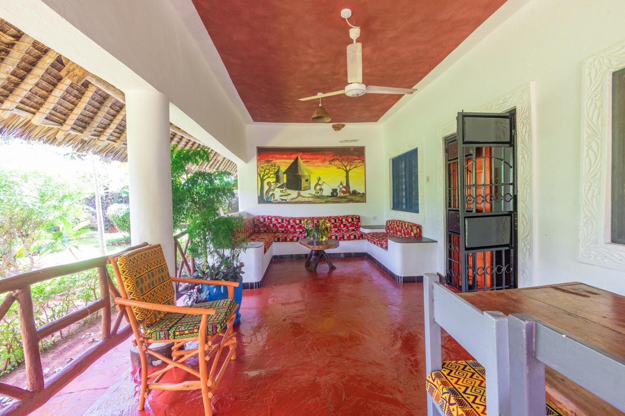 Villas Dora And Holly Diani Beach Exterior photo