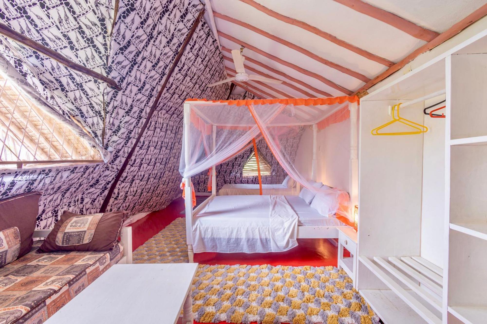 Villas Dora And Holly Diani Beach Exterior photo