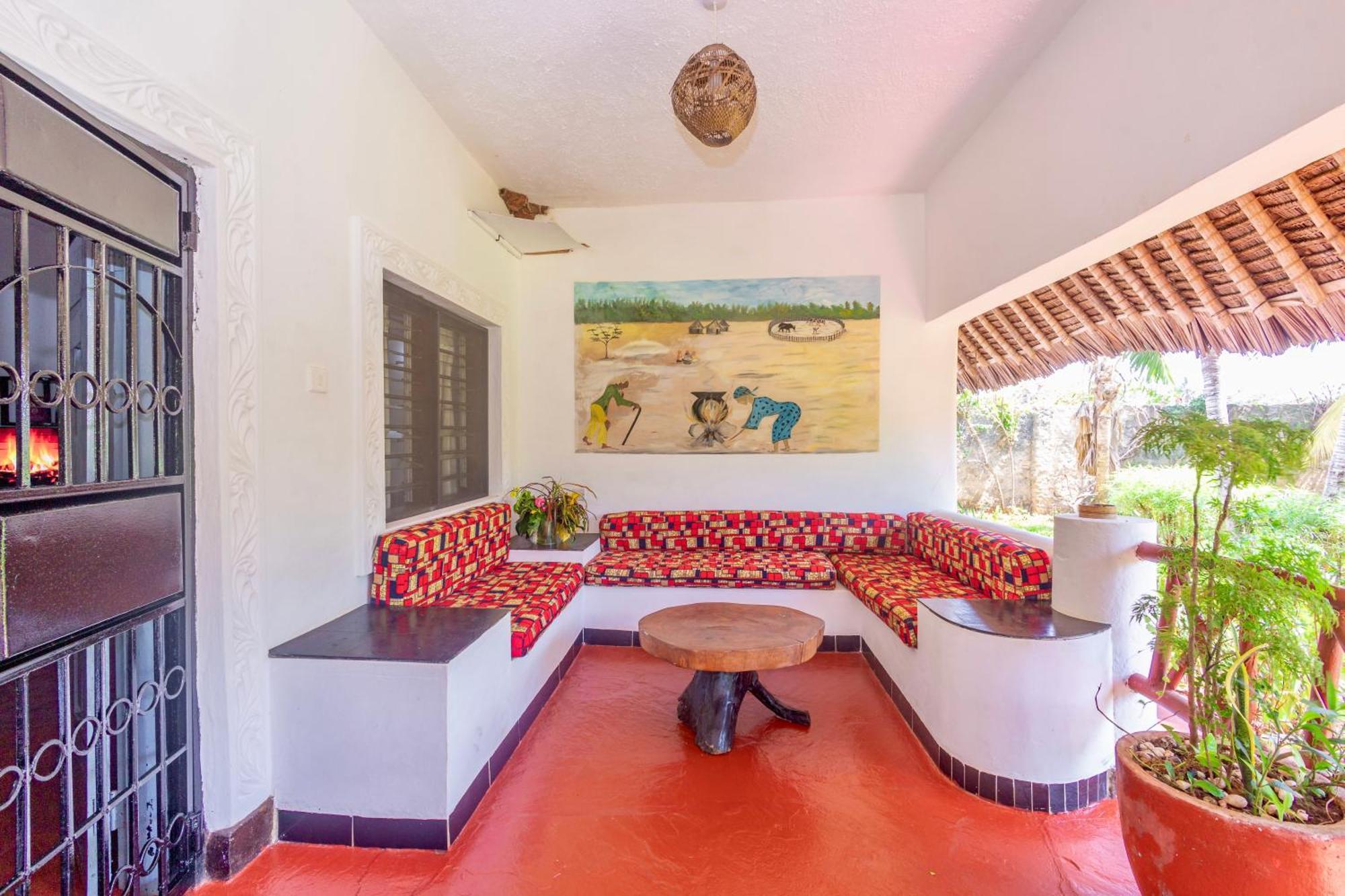 Villas Dora And Holly Diani Beach Exterior photo